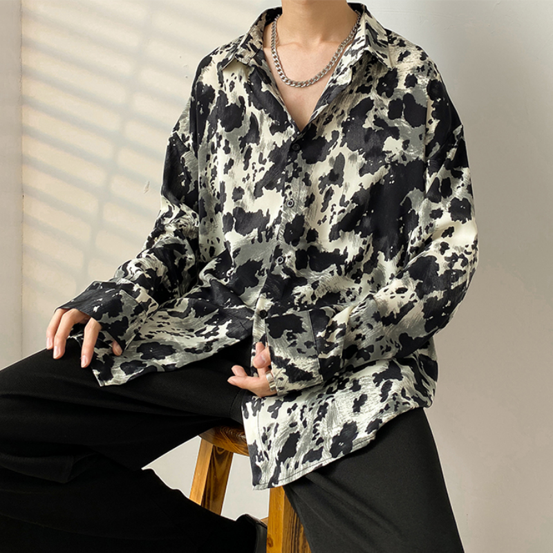 Abstract Pattern Lightweight Button Shirt