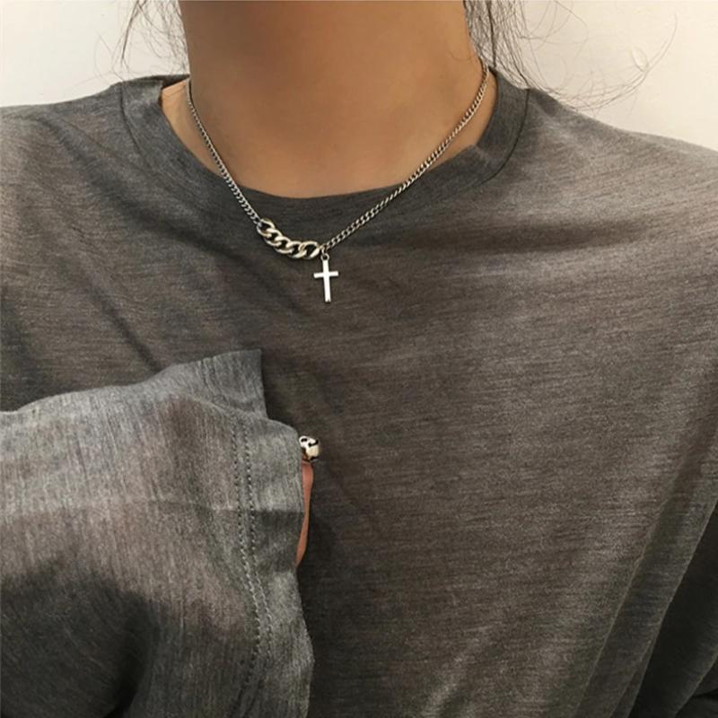 Cross Short Chain Necklace - nightcity clothing