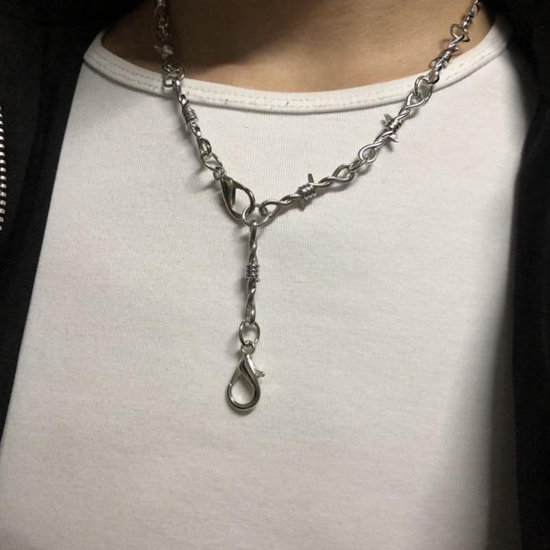 Elongated Thorn Chain Necklace - nightcity clothing