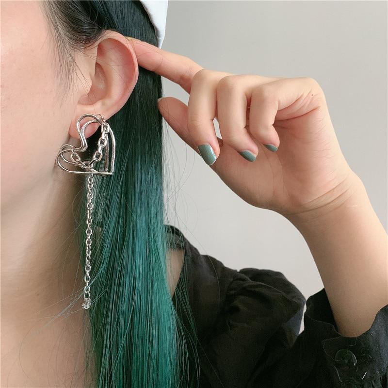 Intertwined Hollow Heart Chain Drop Earrings - nightcity clothing