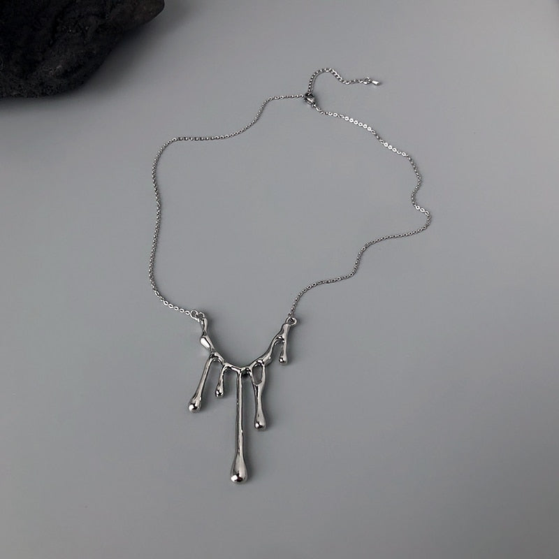 Chain Necklace with Melted Curved Bar Pendant - nightcity clothing